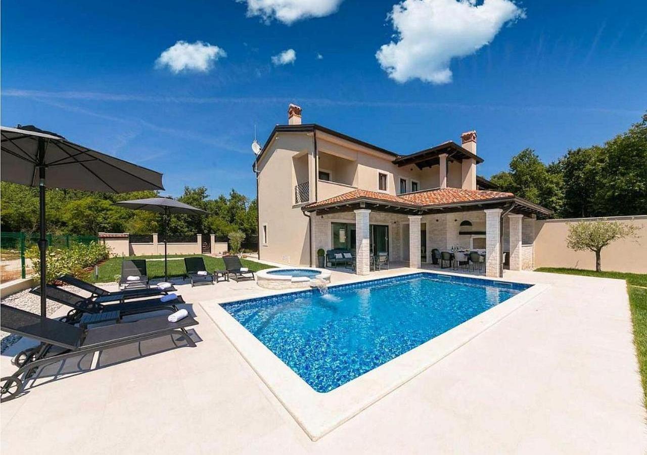 Greenblue Villa *